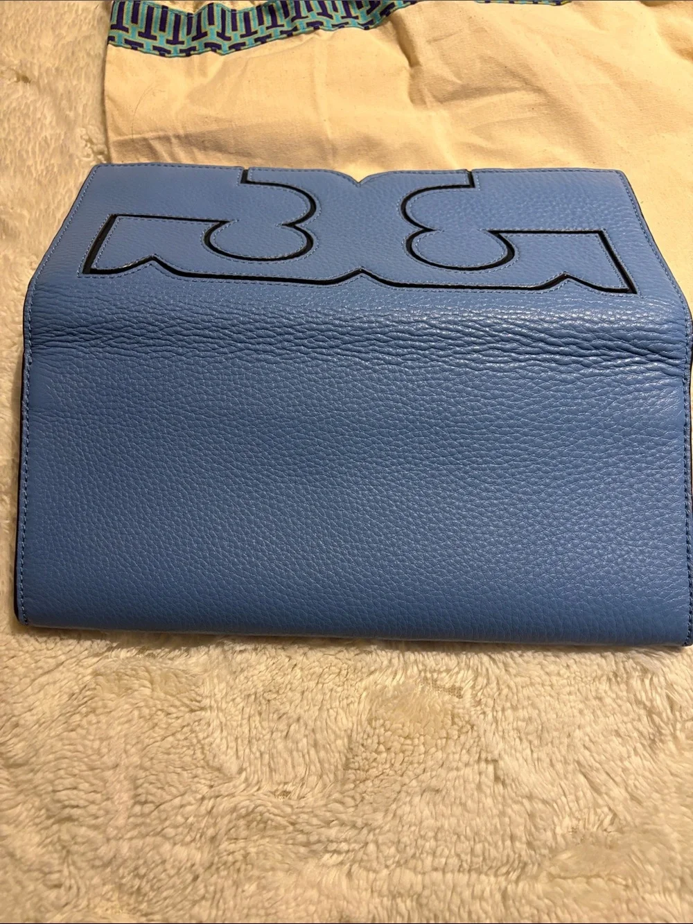 Tory Burch Blue Pebbled Leather Logo Continental Clutch